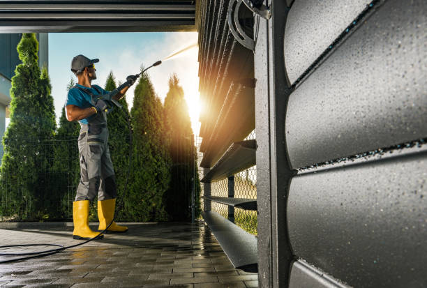 Best Commercial Pressure Washing  in Coyne Center, IL